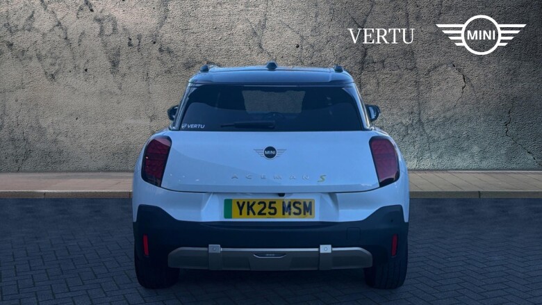 MINI Aceman 160kW SE Classic 54kWh 5dr Auto Electric Hatchback